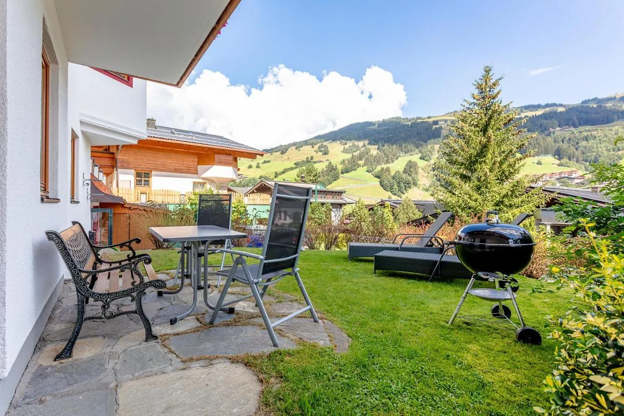Apartment Hintermaisalm Saalbach Österreich